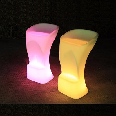 Цветный современный дизайн RGB с подсвеченным стулом для бара